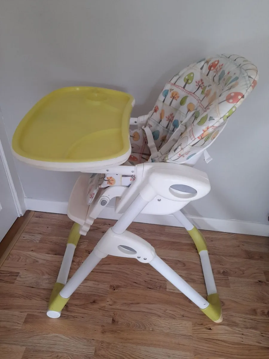 Child high chair - Image 1