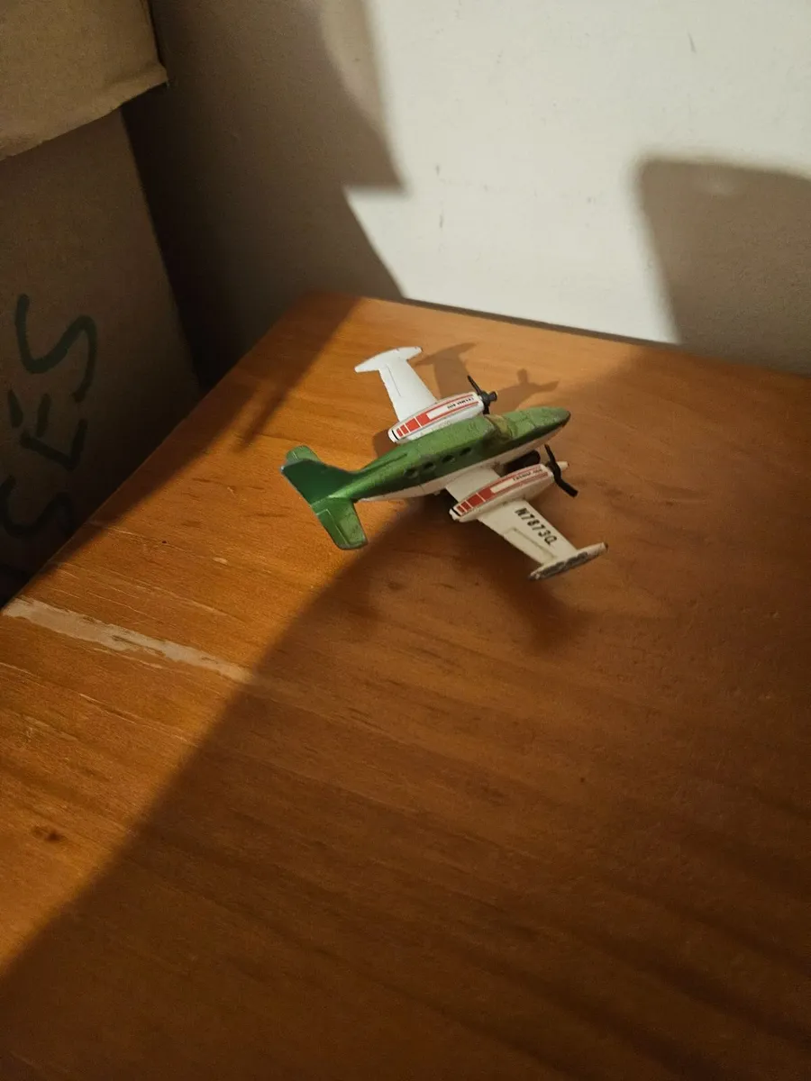 Matchbox Skykings Aircraft - Image 2