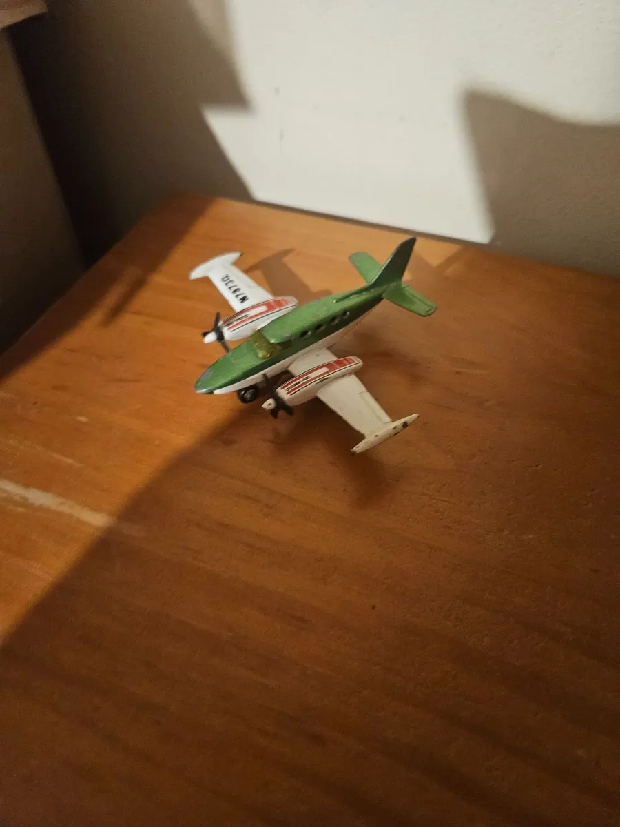 Matchbox Skykings Aircraft - Image 3