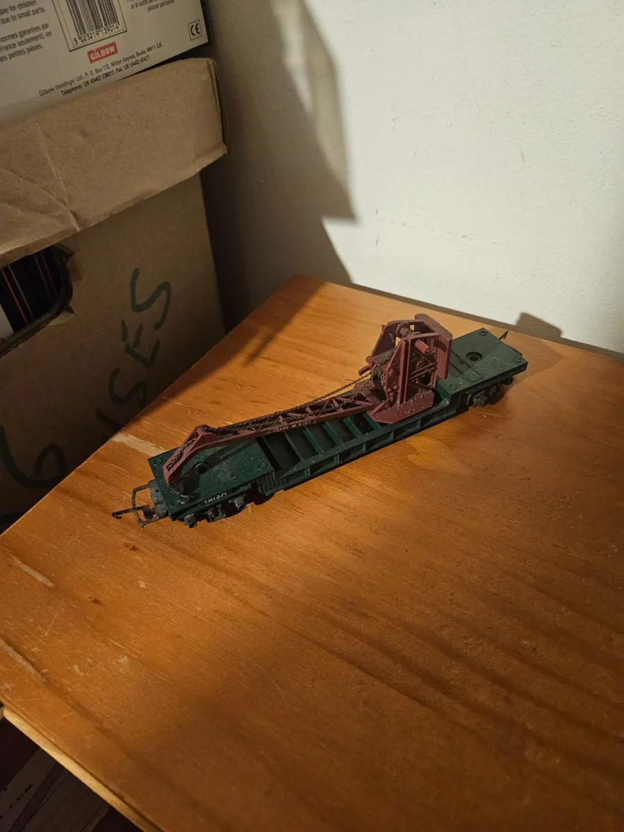 Hornby OO Gauge Brakedown Crane - Image 1