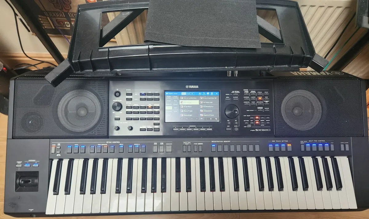 YAMAHA PSR SX920 for sale - Image 1