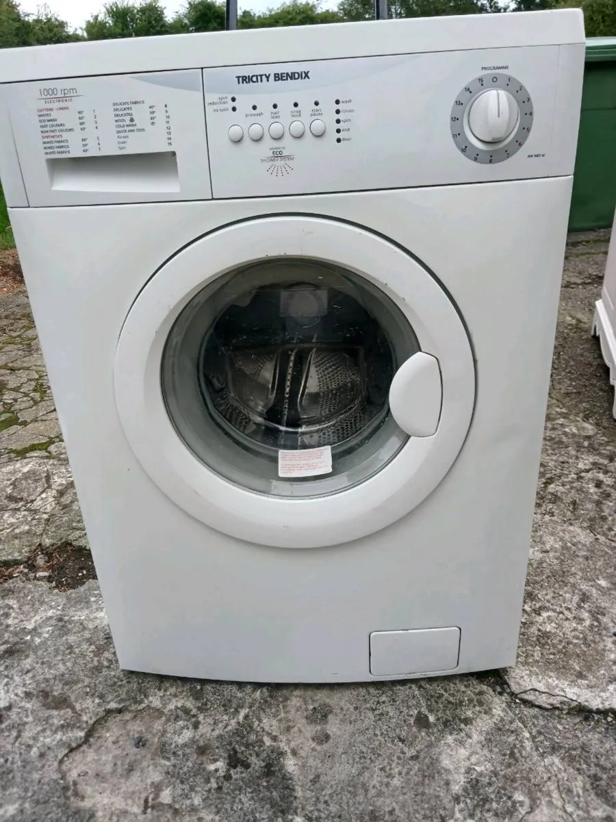 Washing machine - Image 1