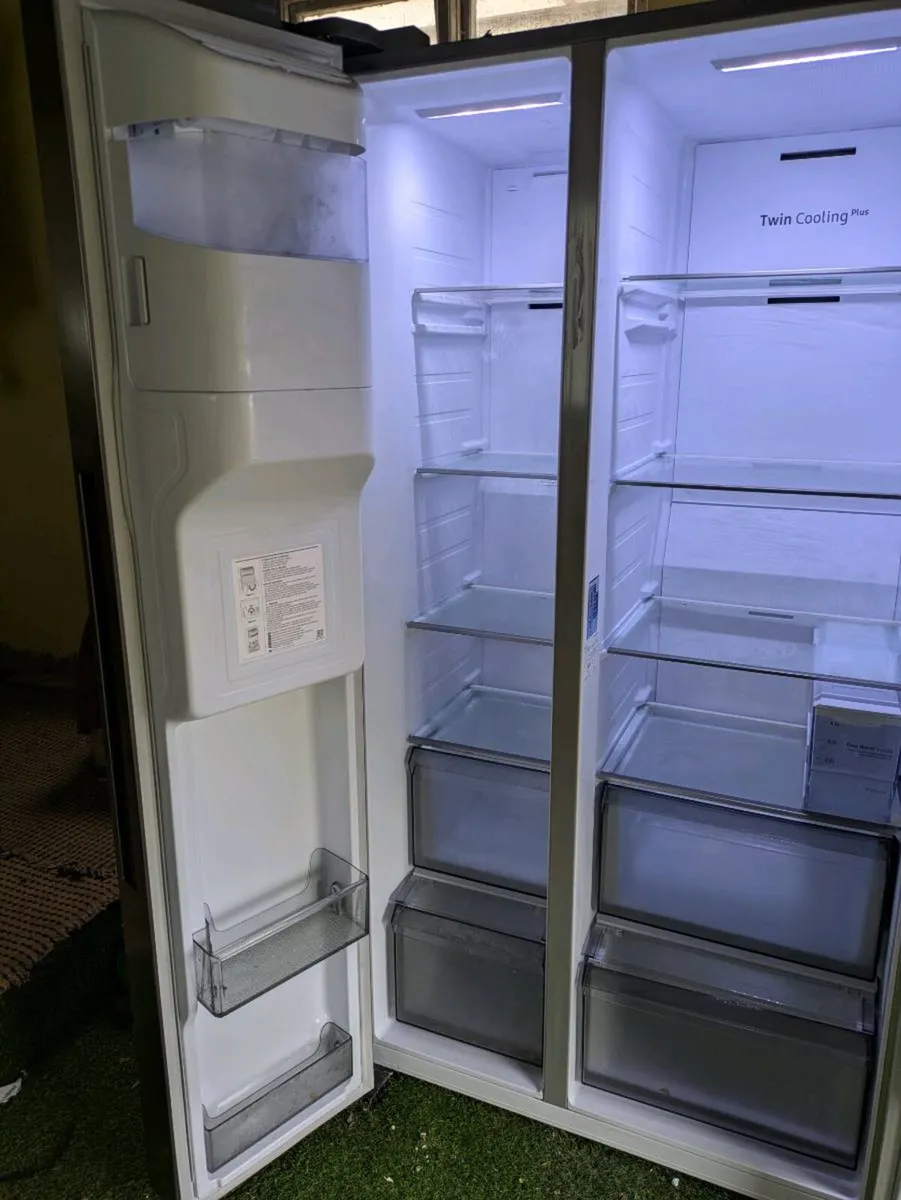 American style Fridge Freezer - Image 3