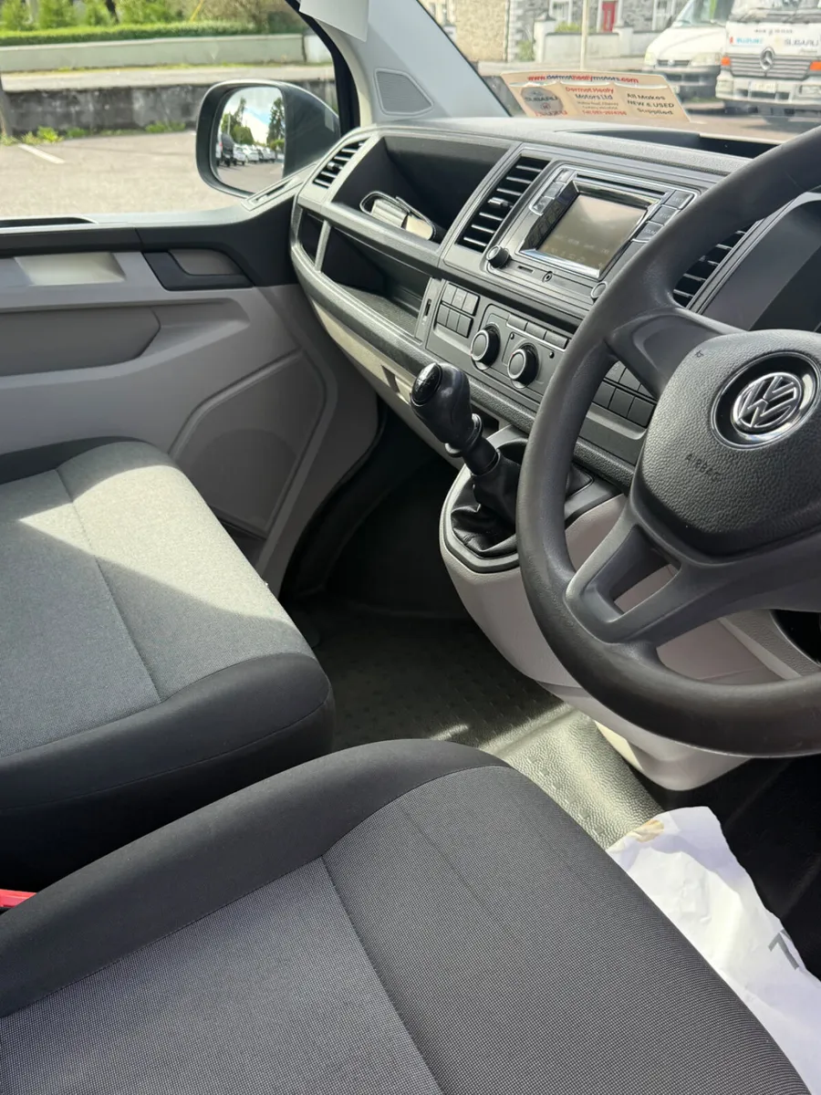Volkswagen Transporter 2020 - Image 3