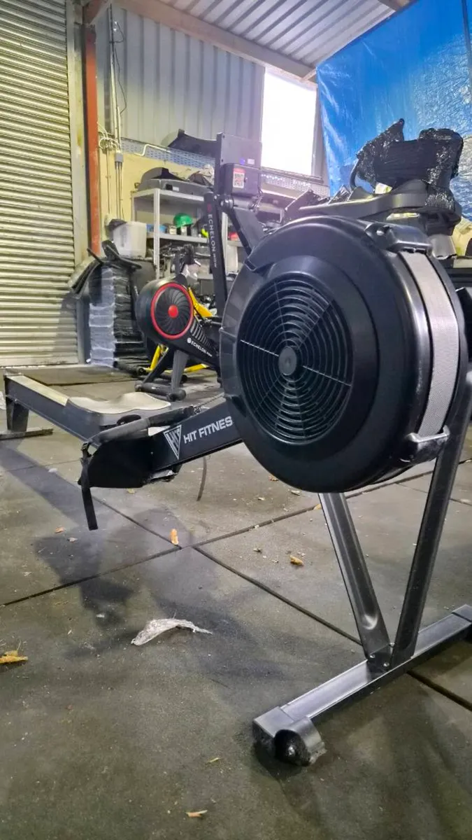 Hit Fitness rower with receipt 899e sell 395e - Image 2