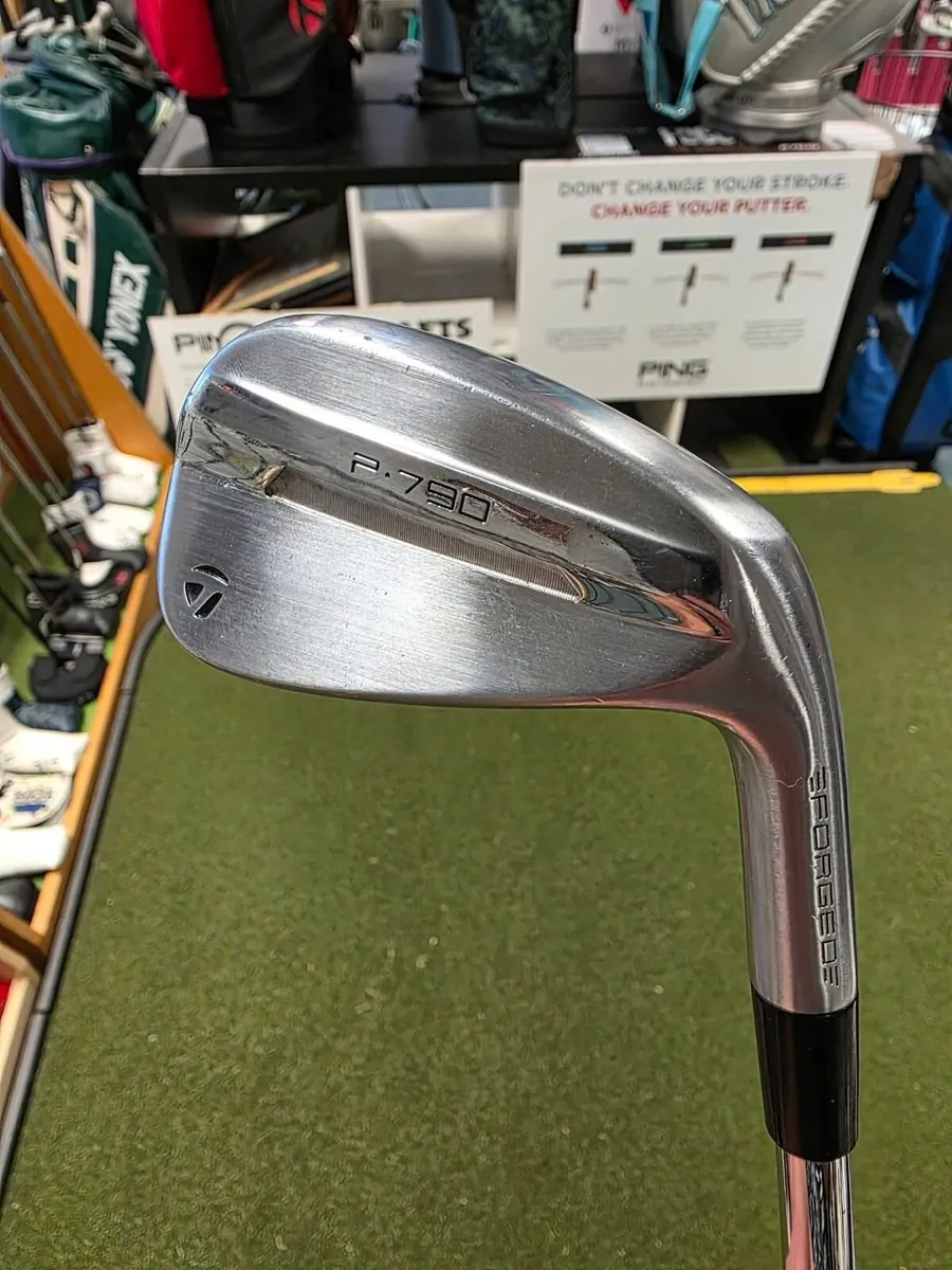 Taylormade P-790 25 Forged Irons - Image 4
