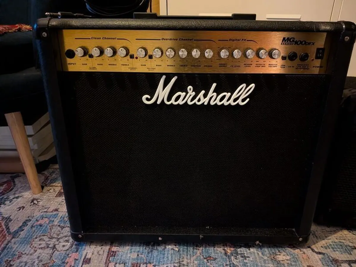 Marshall MG100 DFX - Image 2