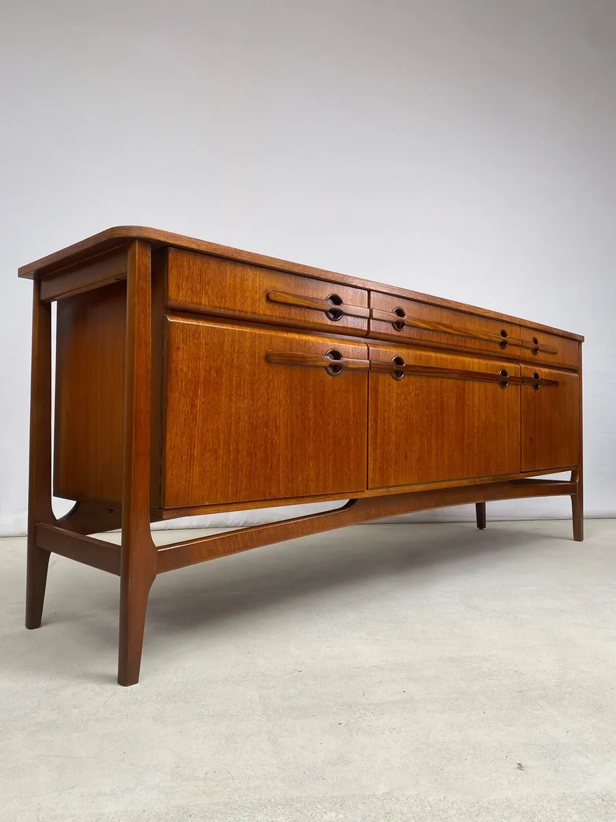 Rare Mid Century Stonehill Sideboard - Image 1