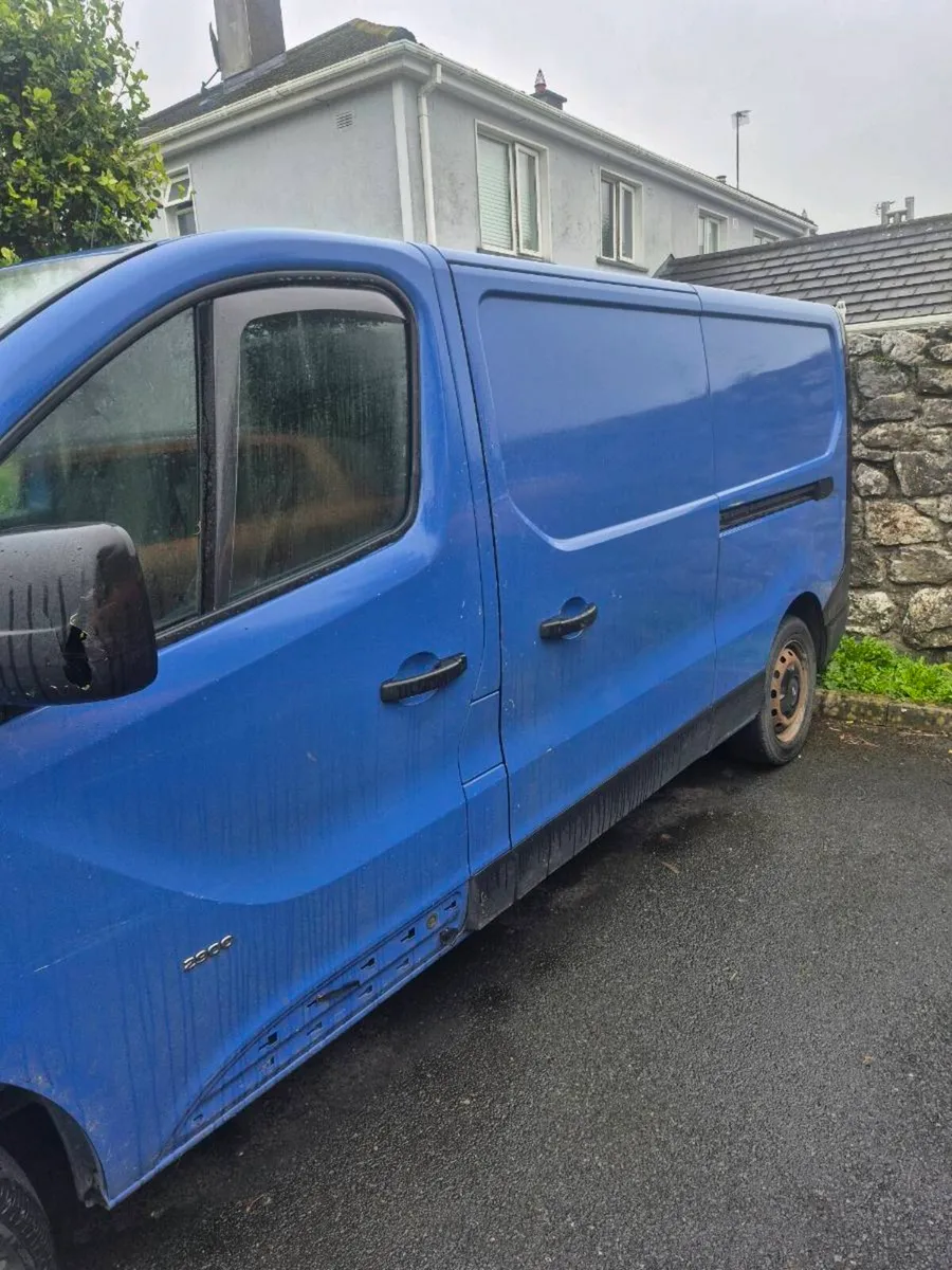 Opel vivaro van - Image 2