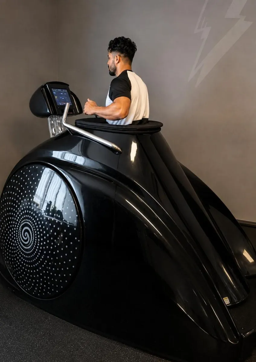 Vacuum Treadmill - Image 1