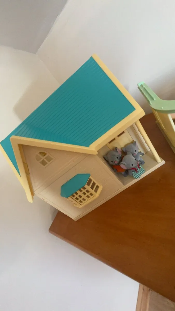 Sylvanian toys - Image 3
