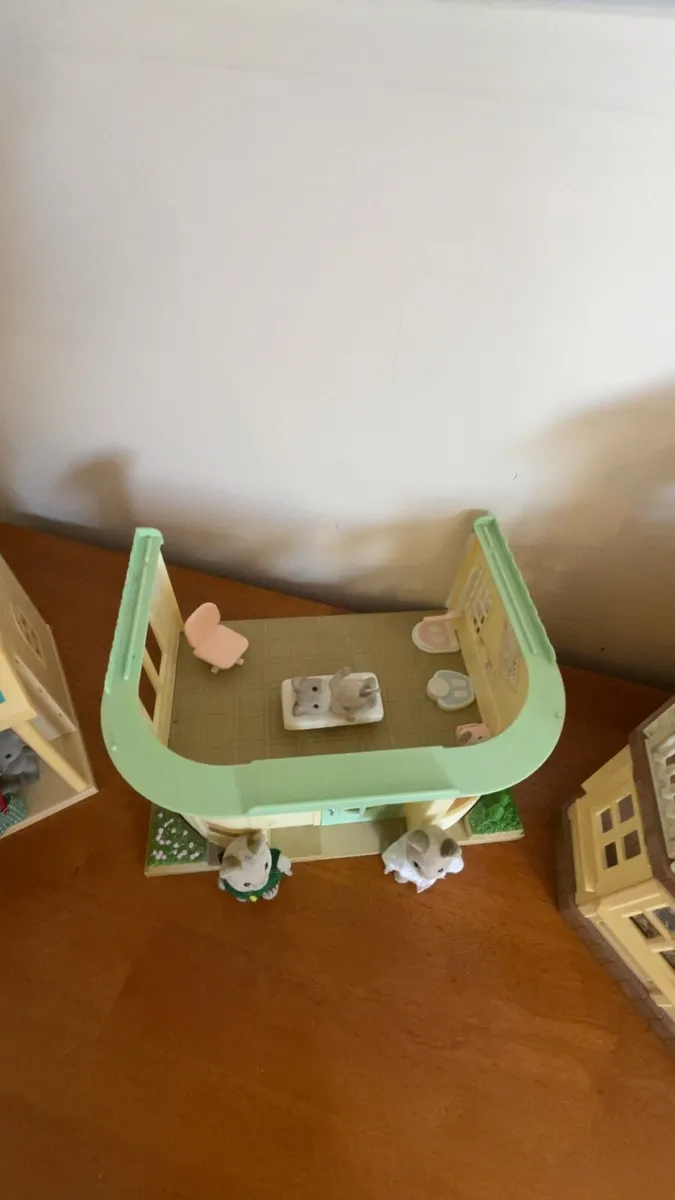 Sylvanian toys - Image 4