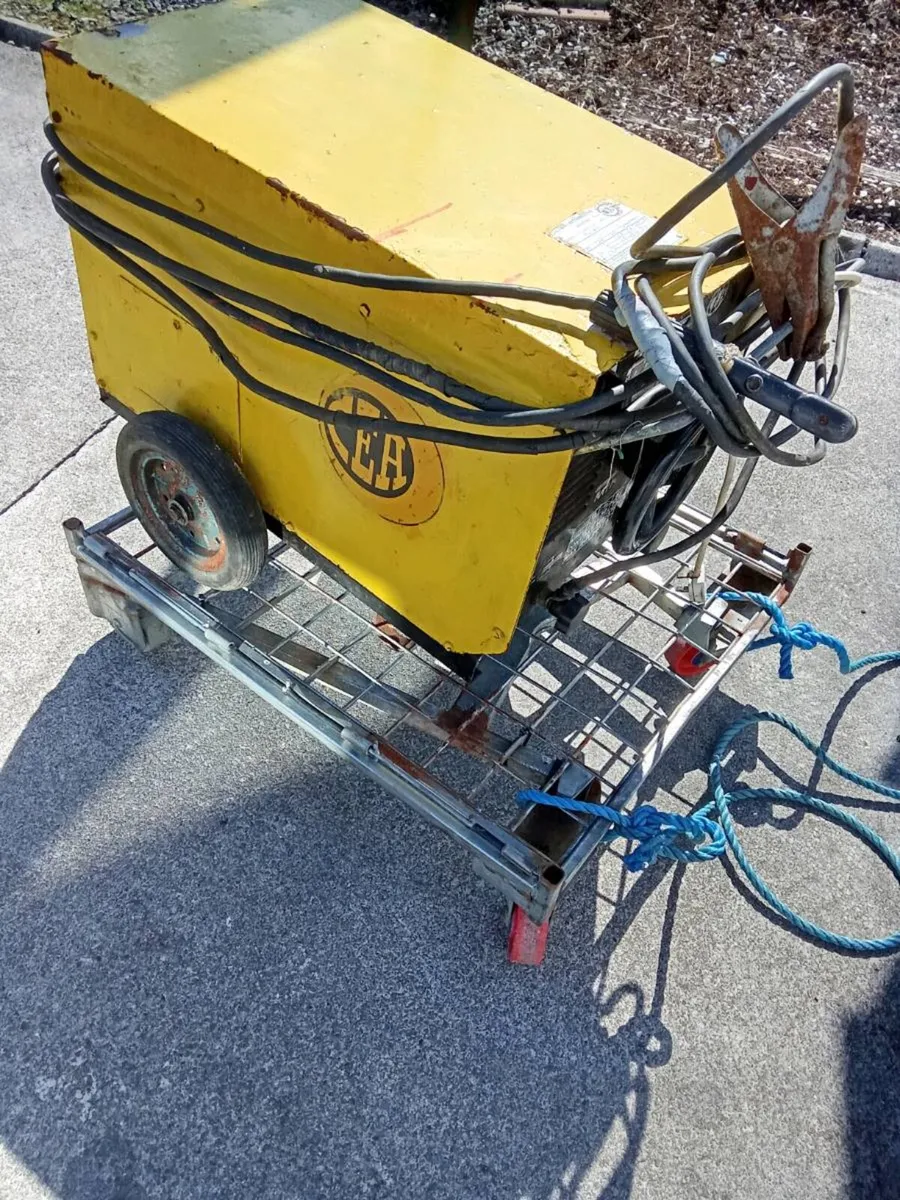 Welder - Image 2