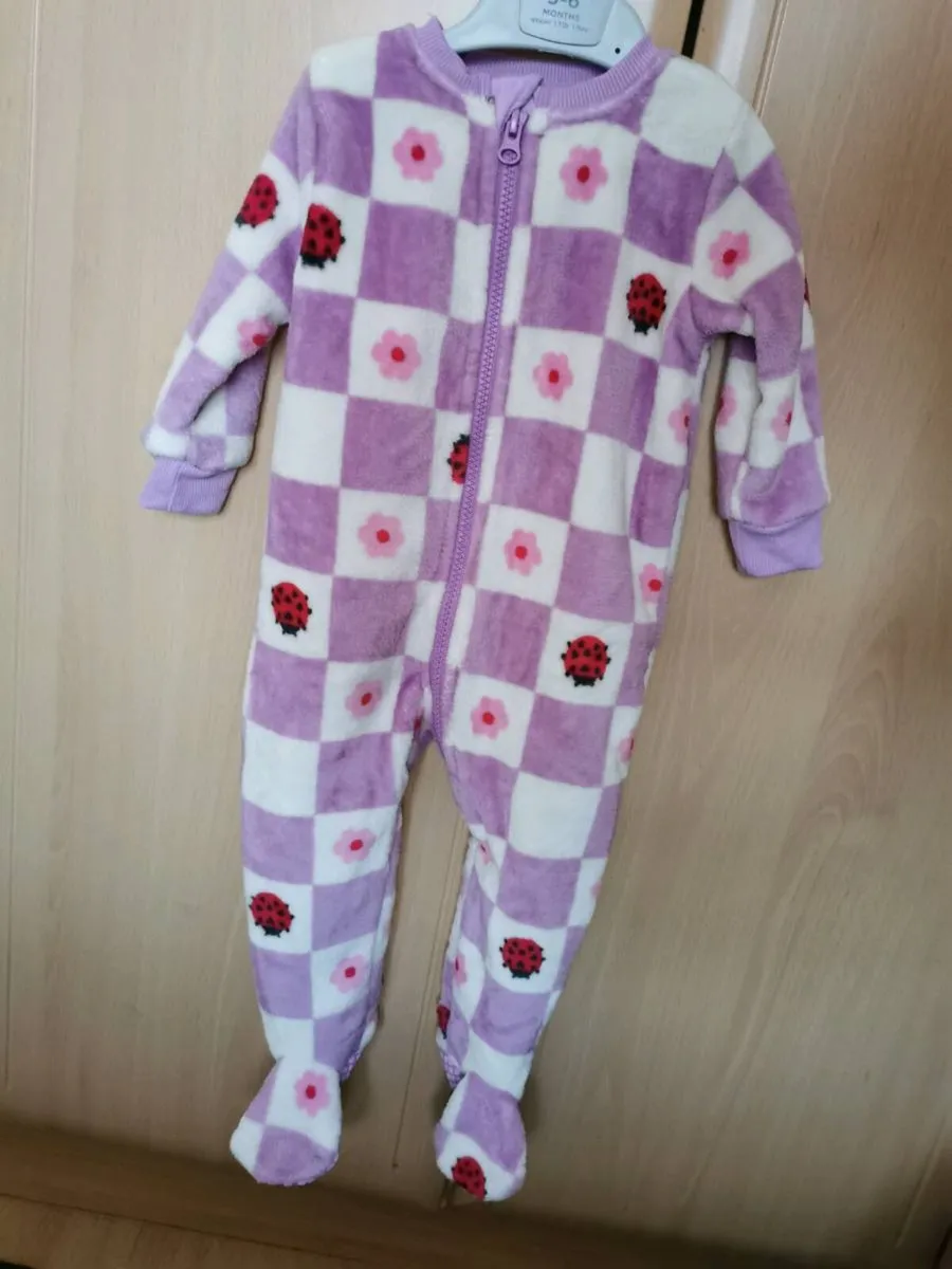 Baby girl sleepsuit - Image 1
