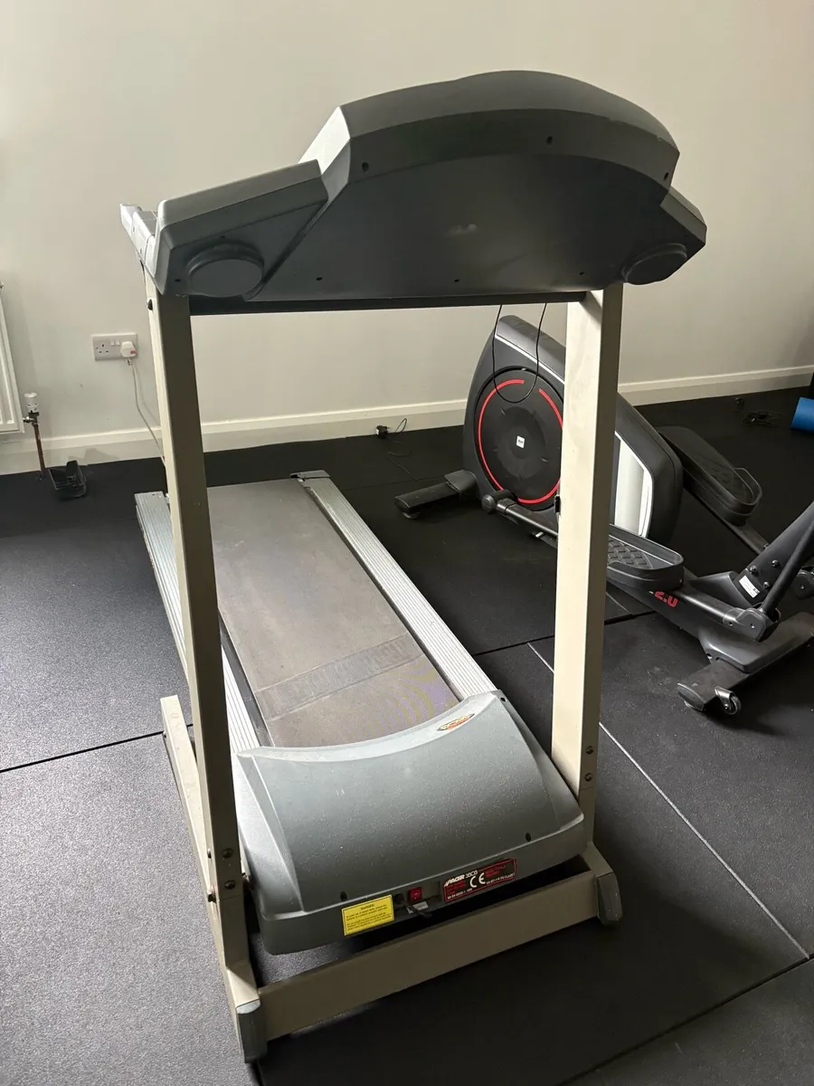 Treadmill - Image 2