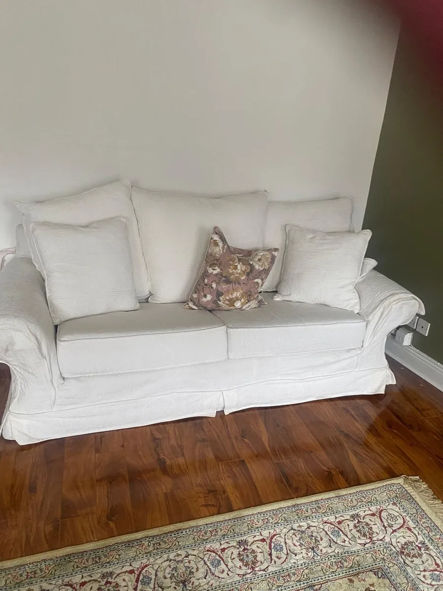 Couch 3+1+1 - Image 1