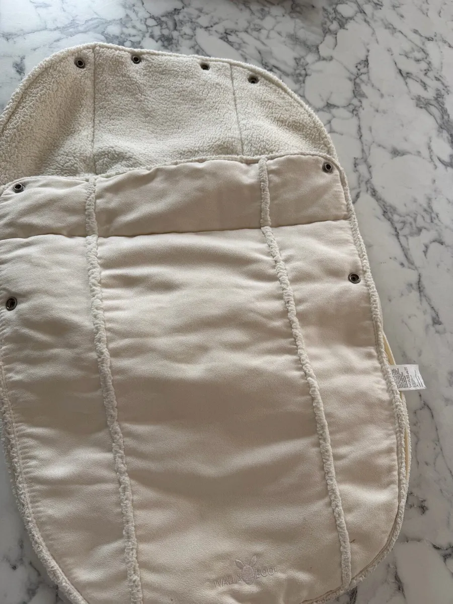 Cream Wallabu baby footmuff - Image 1