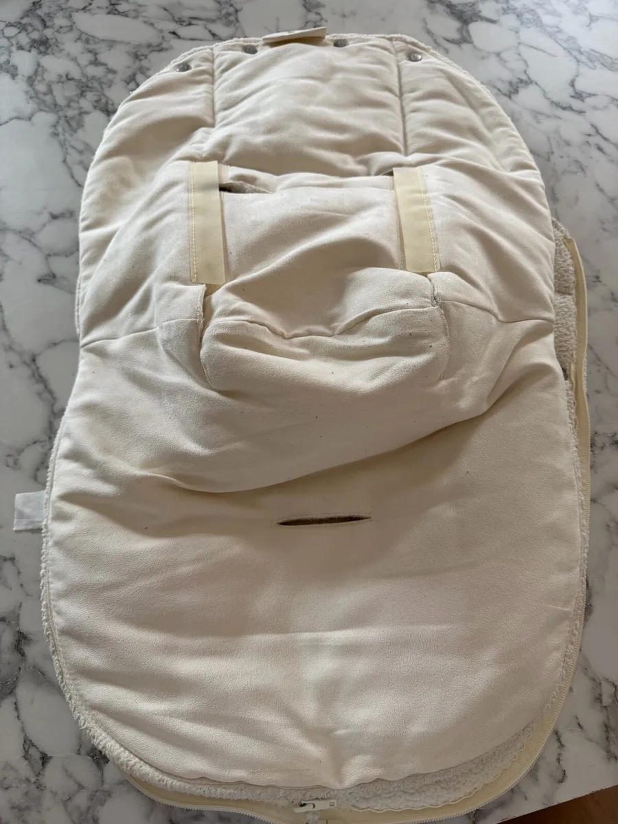 Cream Wallabu baby footmuff - Image 4