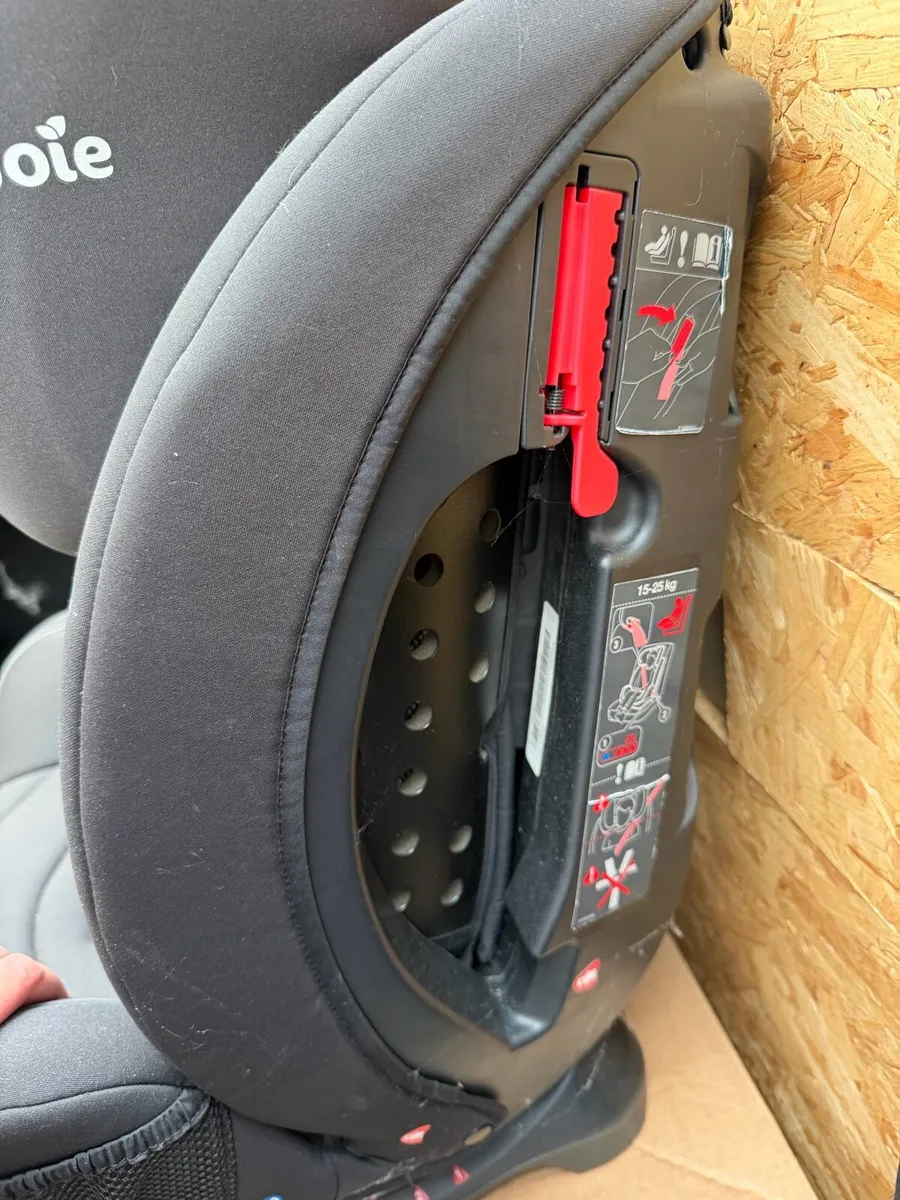 Joie Car Seat - Image 2