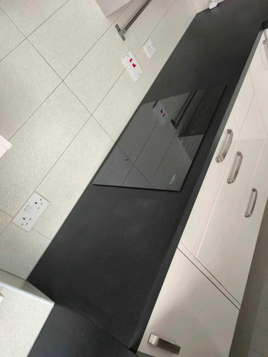 Kitchen work top with sink - Image 2
