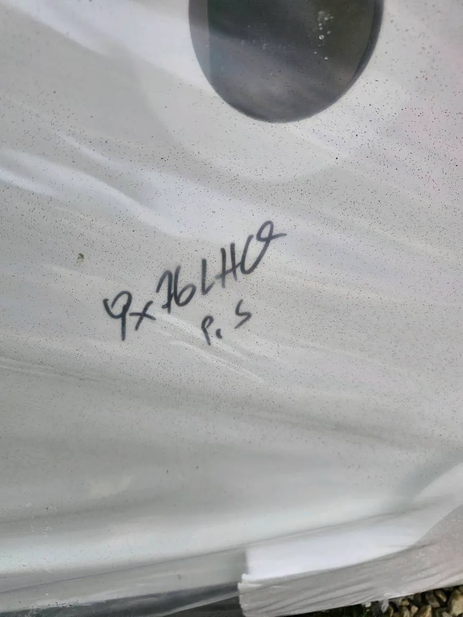 Shower tray - Image 2