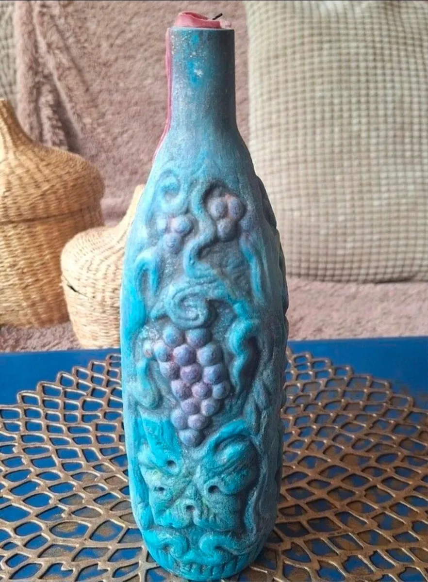 Hand Painted 3D Grape Bottle Decor - Image 4