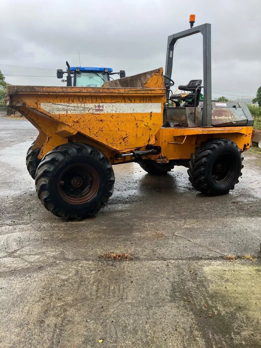 6 tonne Dumper - Image 1