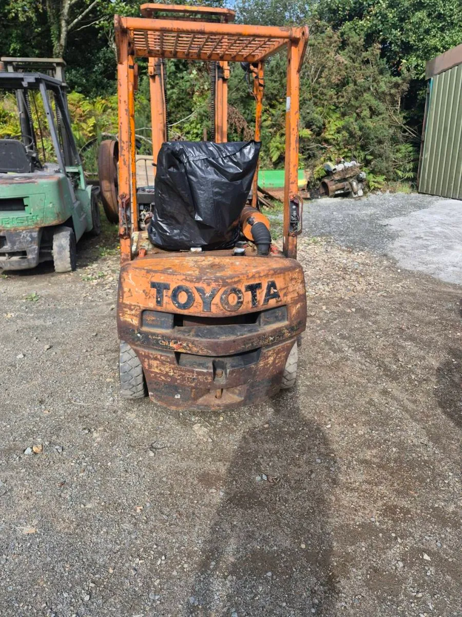 Forkllift toyota diesel - Image 3