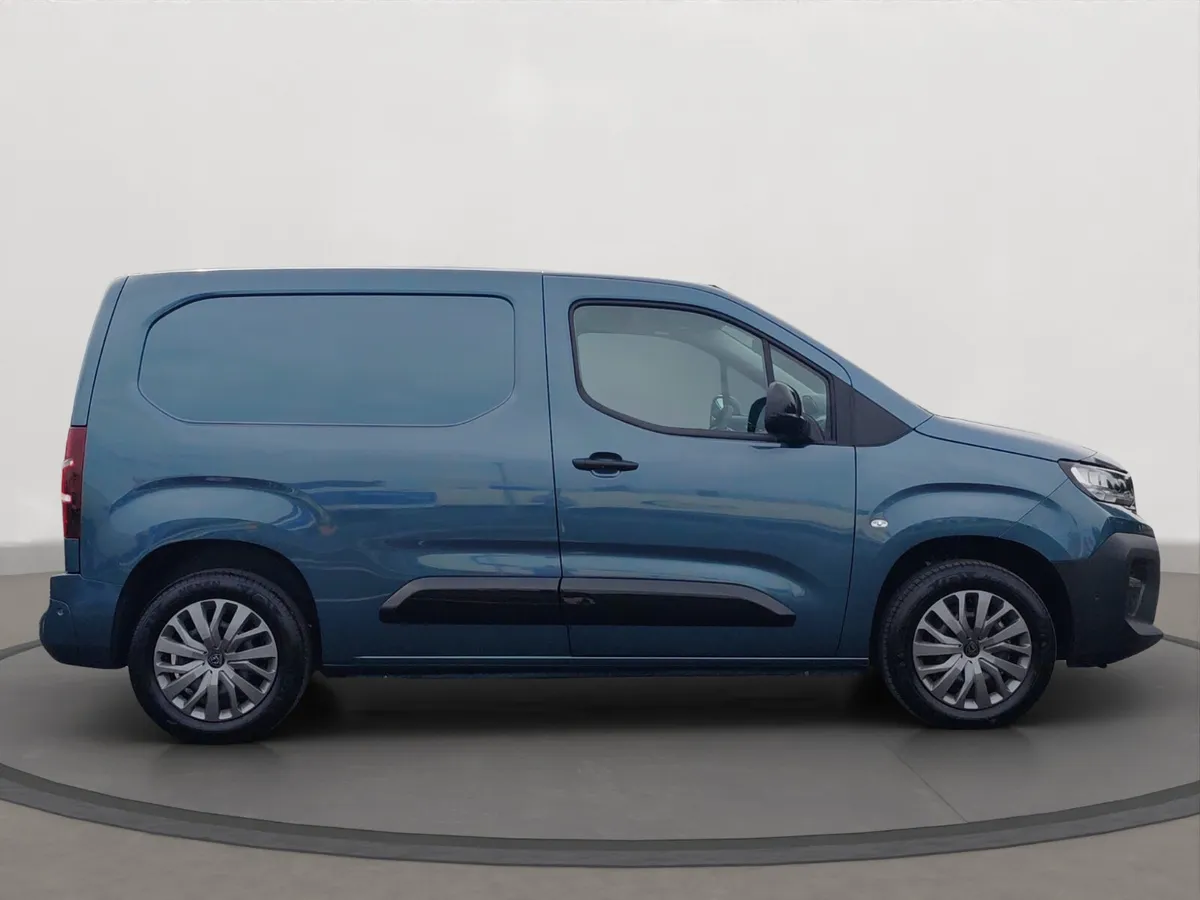 Peugeot Partner Premium 1000kg - Image 3