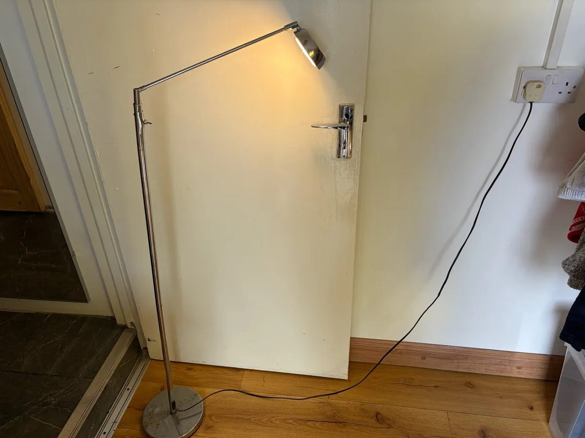 lamp x2 €10 each - Image 3