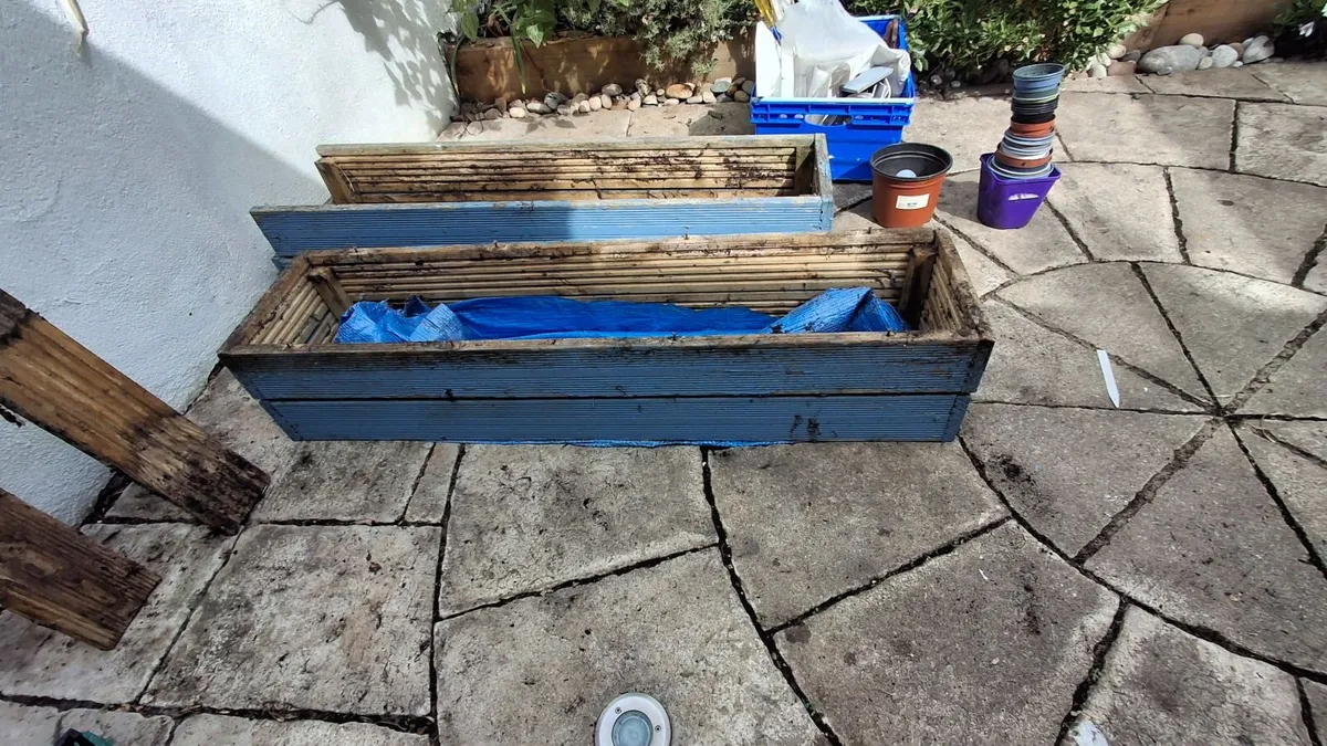 Free planters boxes - Image 1
