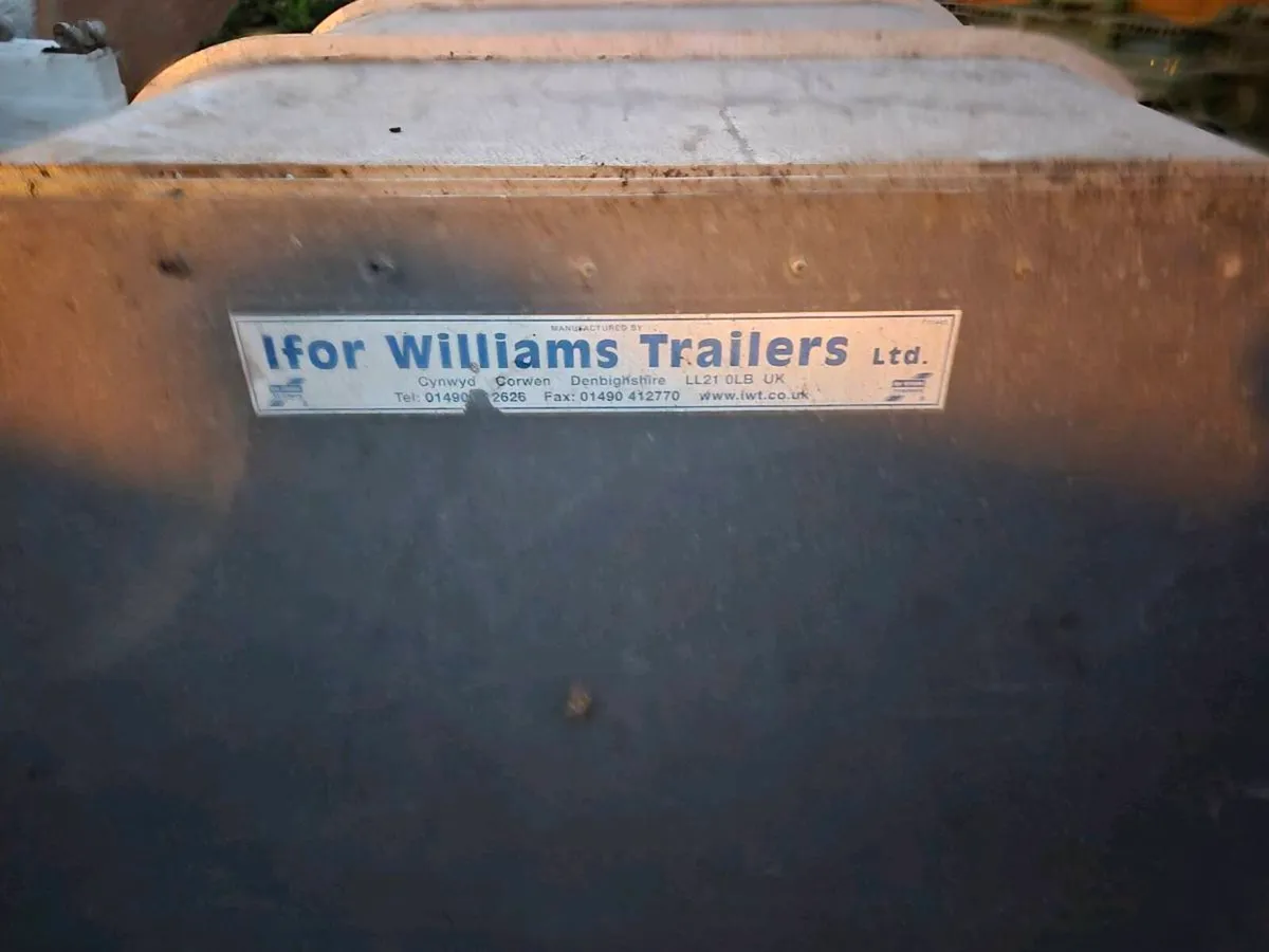 IFOR WILLIAMS GD64 Trailer Canopy - Image 4