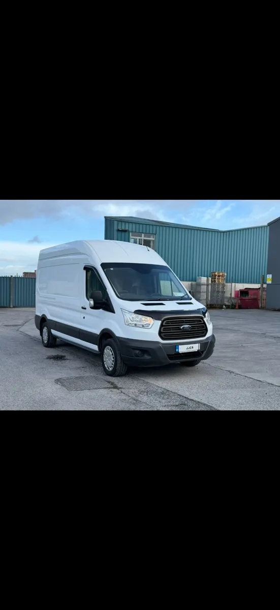 ABSOLUTELY STUNNING 2014 (142) HIGH ROOF