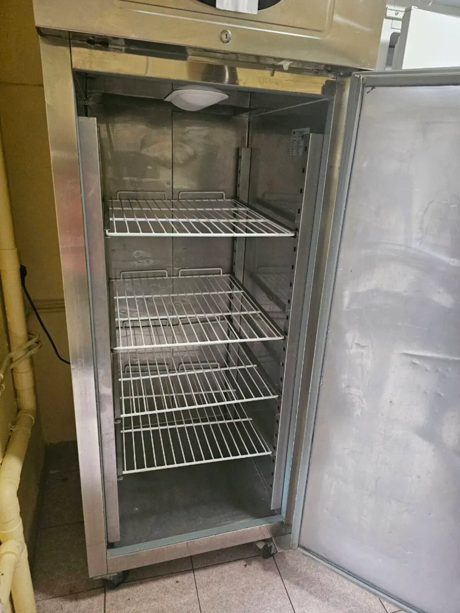 Catering fridge - Image 1