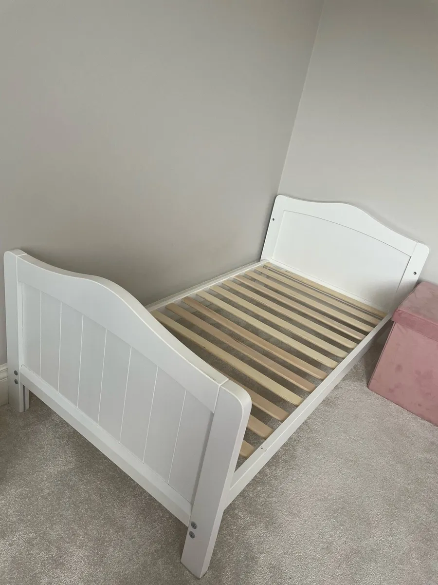 Nested Sorrento Wooden Cot Bed White - Image 2