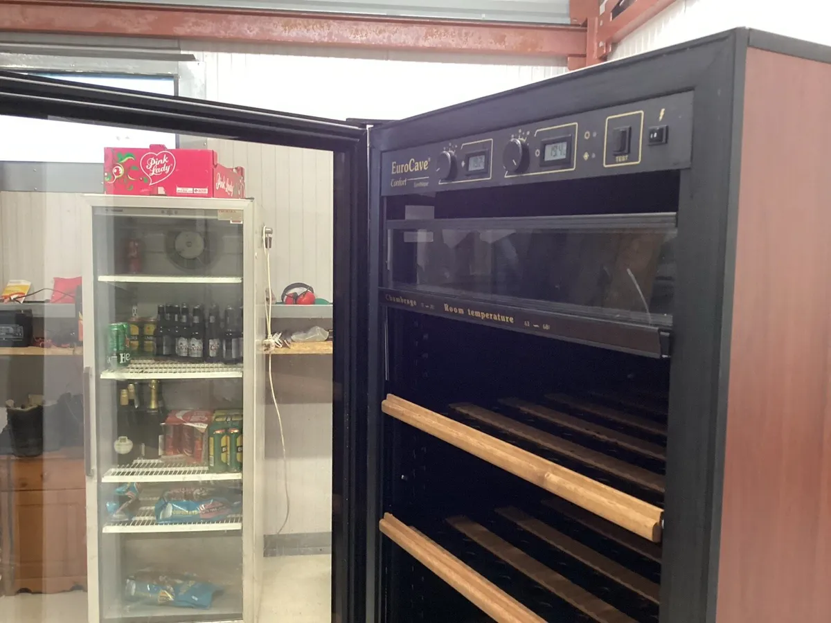 Wine chiller for sale like new. - Image 3