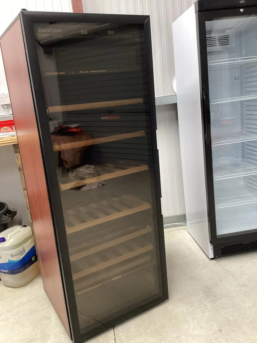 Wine chiller for sale like new. - Image 4