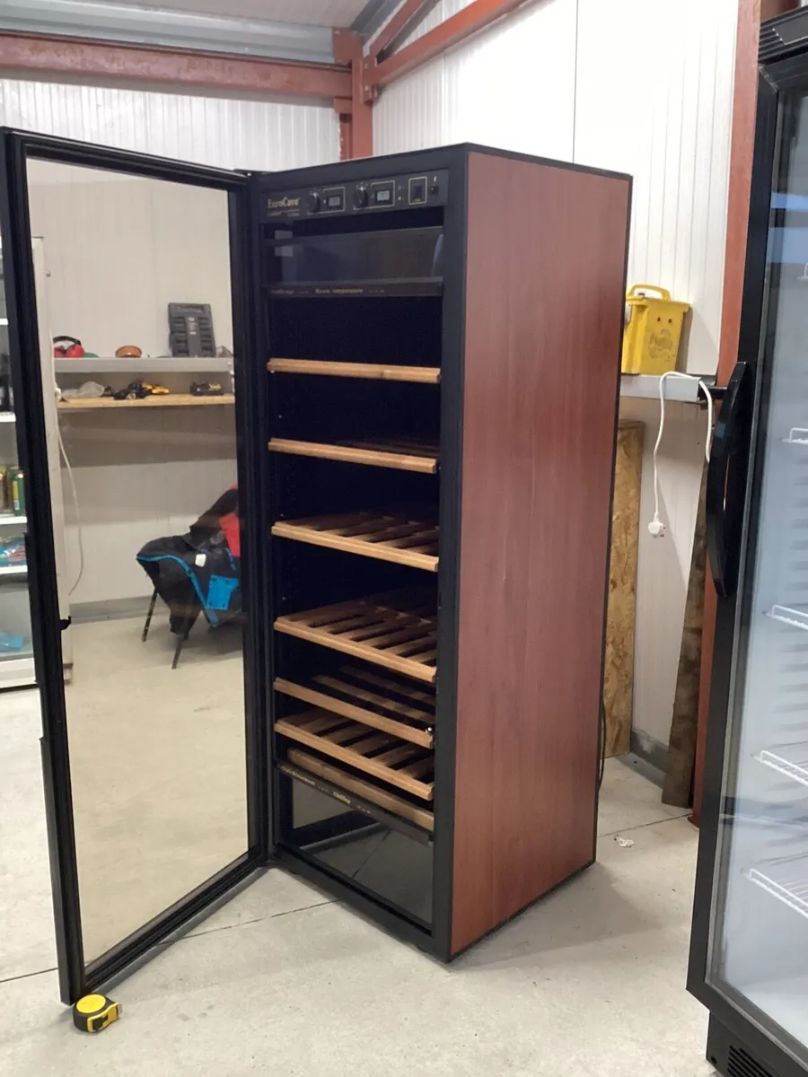 Wine chiller for sale like new. - Image 1