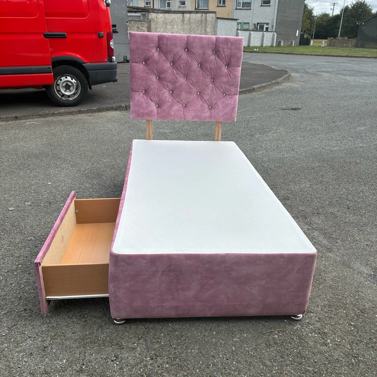 Pink 💎Crushed Velvet Bed & Mattress - Image 4