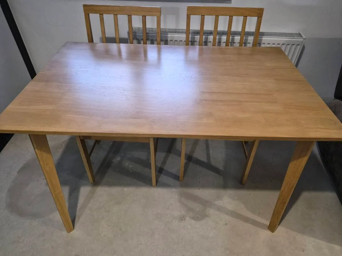 Table and Chairs - Image 3