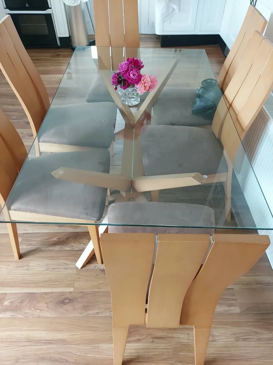 Table chairs - Image 2