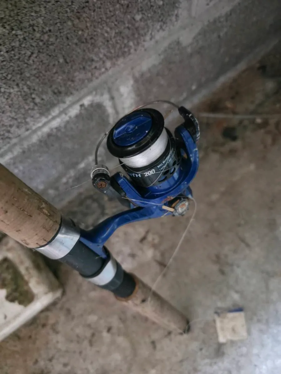 2 fishing rods - Image 4