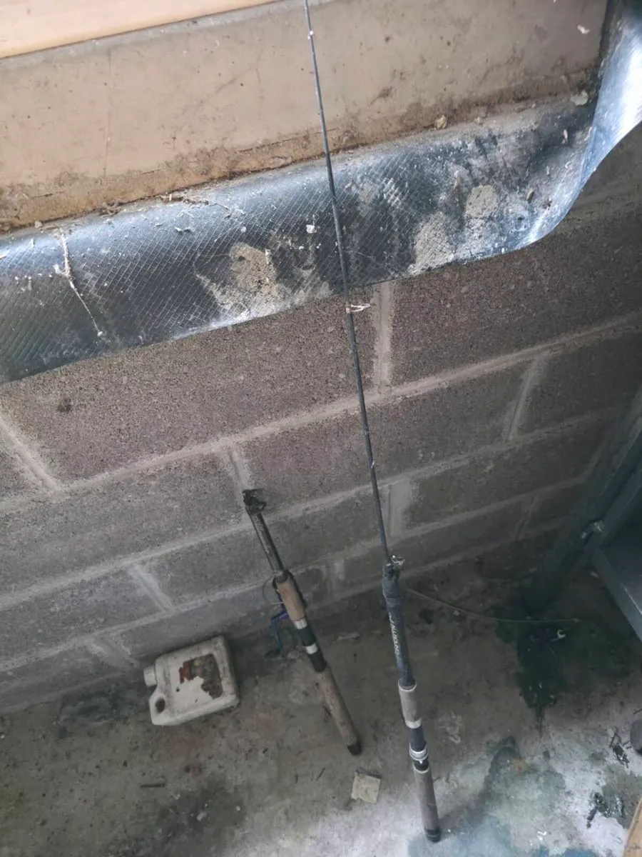 2 fishing rods - Image 1