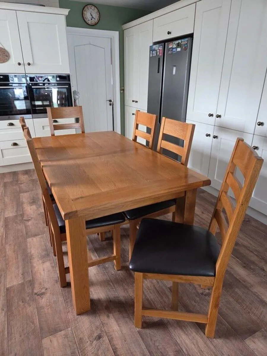 kitchen table and 6 chairs - Image 1