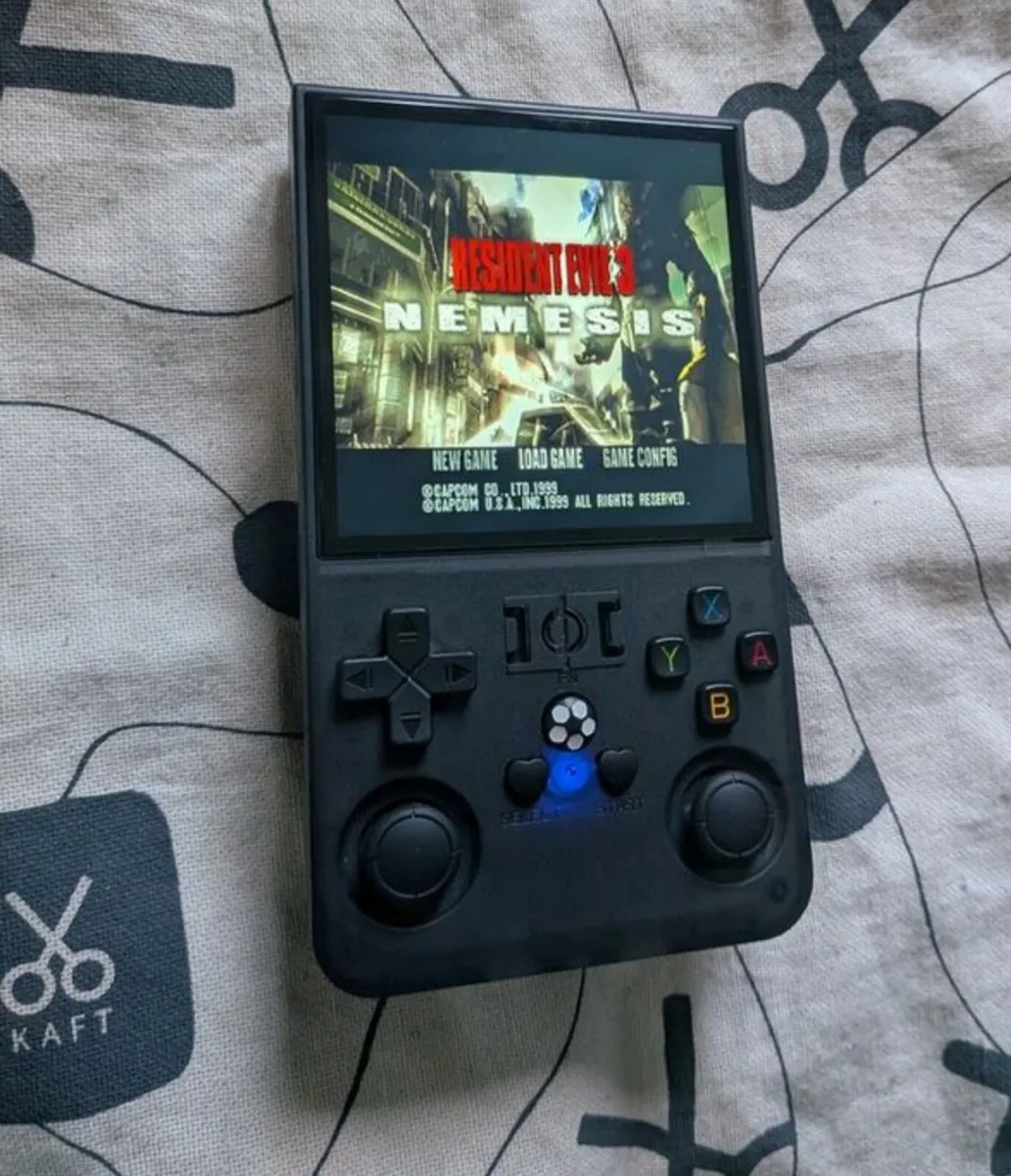 R36Max 64GB Console -Genuine rockchip- Brand New- - Image 1
