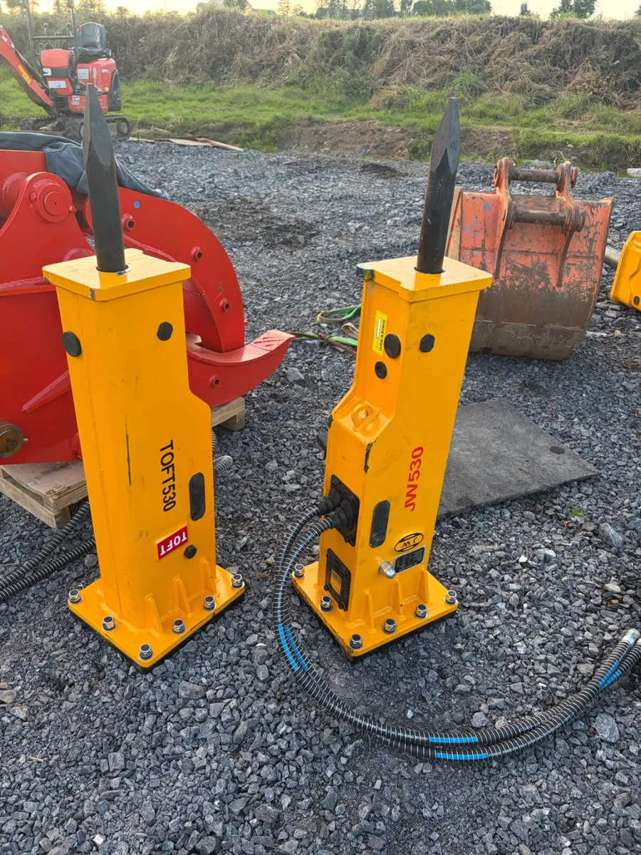 Unused Rock Breakers suit 3-5t digger for sale - Image 1