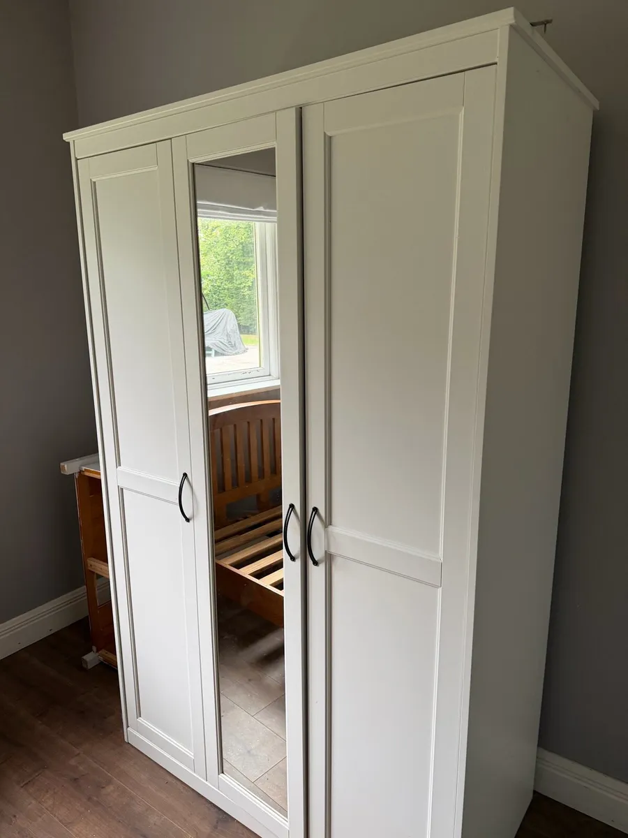 Single Bed and Wardrobe - Image 2