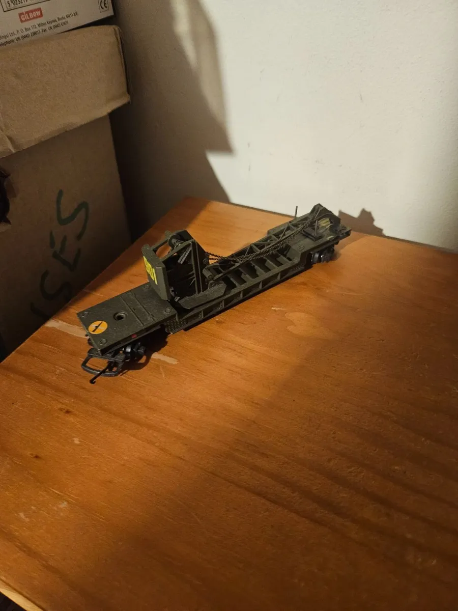 Hornby OO Gauge Brakedown Crane - Image 2
