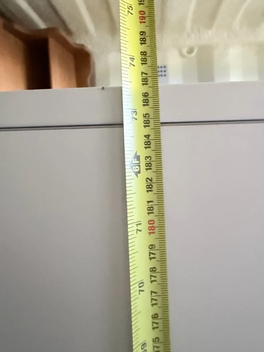Wardrobe with mirror - Image 3