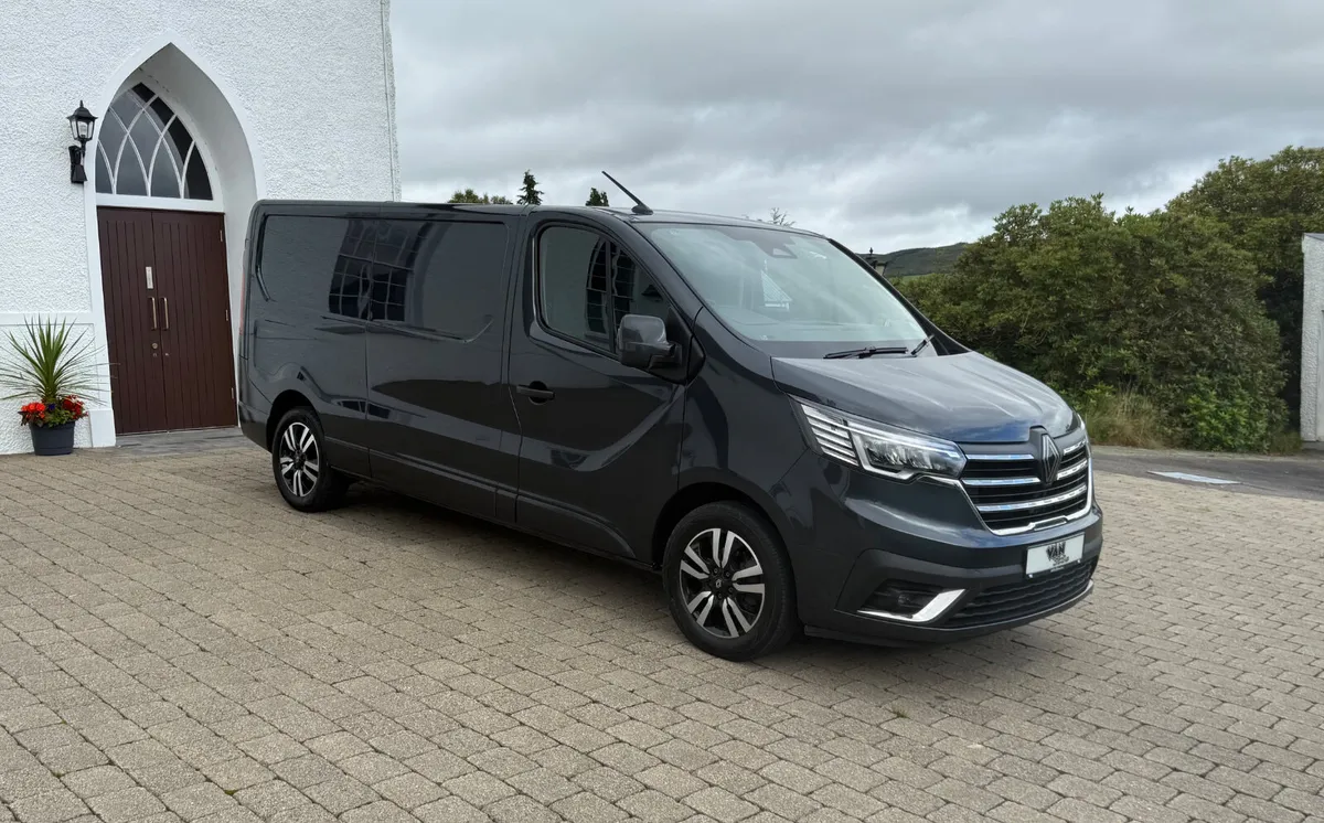 2024 (242reg) Renault Trafic SportPlus Auto 170bhp - Image 1
